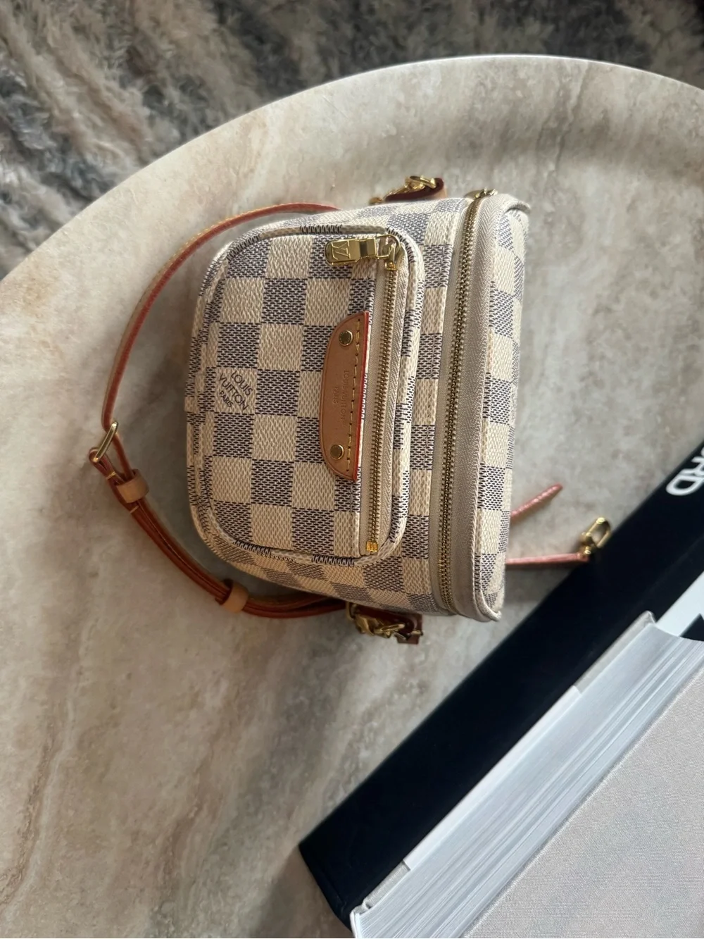 Louis Vuitton Damier Azur Crossbody Bag - Cream/Tan